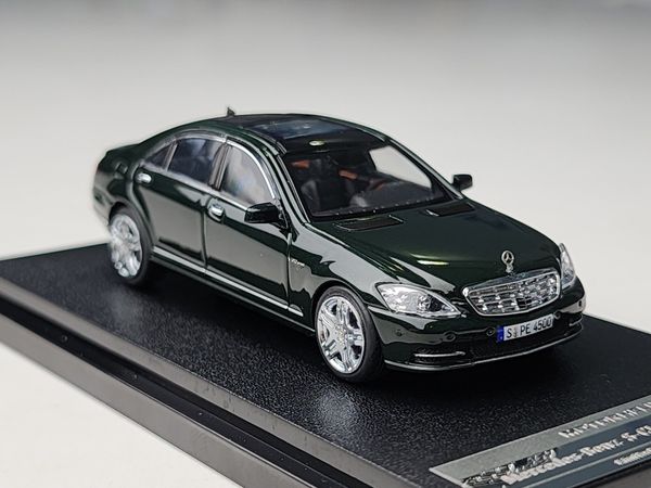 Xe Mô Hình Mercedes-Benz S-Class S600L(W221) 1:64 MOTORHELIX ( English Green )