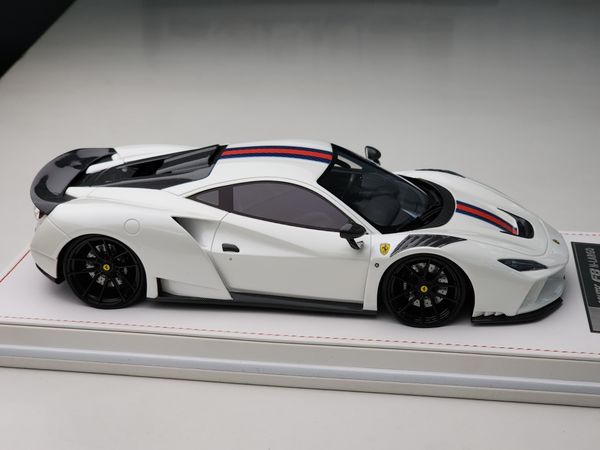 Xe Mô Hình Ferrari Novitec F8 1:18 Ivy Merit ( Pearl White )