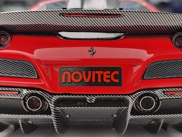 Xe Mô Hình Ferrari Novitec F8 1:18 Ivy Merit ( Rosso Corsa )