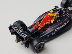 Xe Mô Hình Oracle Red Bull Racing RB18 #11 1:64 MiniGT ( Đen Red Bull )