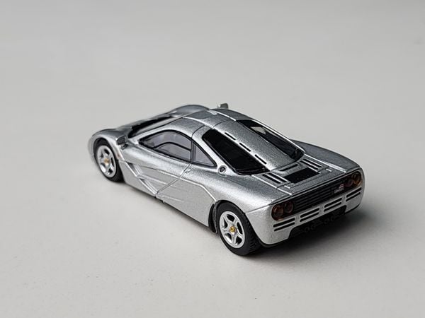 Xe Mô Hình McLaren F1 1:64 MiniGT ( Silver )