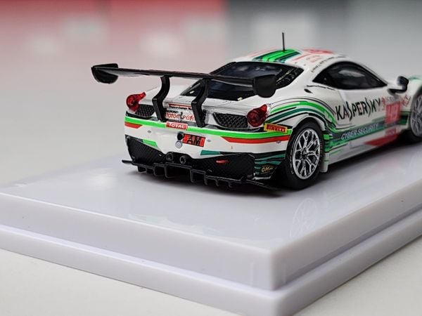 Xe Mô Hình Ferrari 458 Italia GT3 1:64 Tarmac Works ( Trắng #49 )