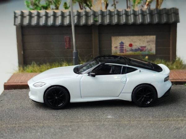 Xe Mô Hình Nissan Z Performance 2023 Everest 1:64 MiniGT ( White LHD )