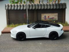 Xe Mô Hình Nissan Z Performance 2023 Everest 1:64 MiniGT ( White LHD )