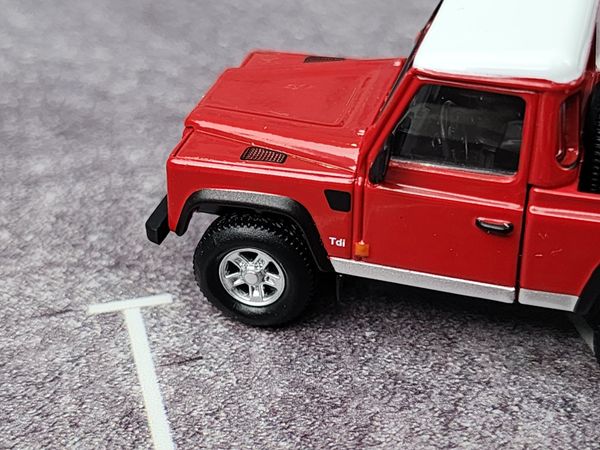 Xe Mô Hình Land Rover Defender 90 Pickup Masai 1:64 MiniGT ( Red LHD )