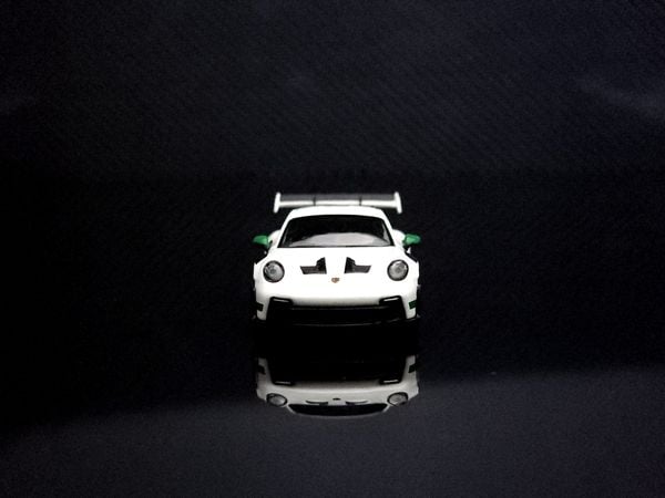 Xe Mô Hình Porsche 911 GT3 RS 1:64 Minichamps ( White & Green )