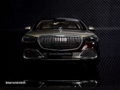 Xe Mô Hình Mercedes-Maybach S-Class Kalahari 1:18 Almost Real ( Gold & Rubellite Red )