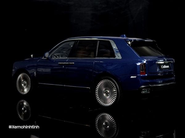 Xe Mô Hình Rolls Royce Cullinan 1:18 Kengfai ( Pikes Peak Blue 26-Inch )