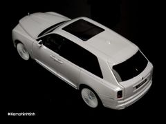 Xe Mô Hình Rolls-Royce Cullinan 1:18 Kengfai (Trắng)