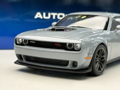 Xe Mô Hình Dodge challenger R/T Scat Pack Widebody 2022 1:18 Autoart ( Smoke Show )