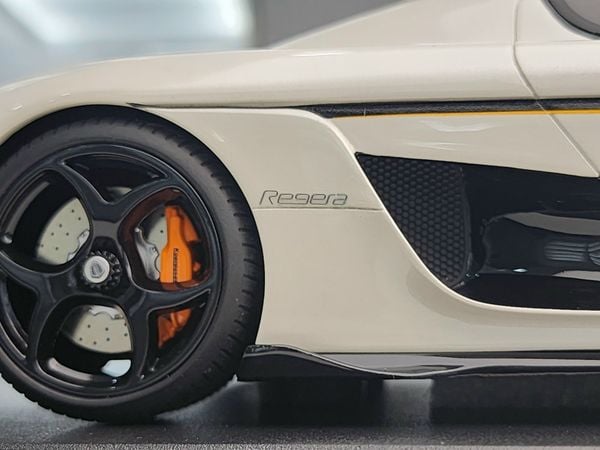 Xe Mô Hình Koenigsegg Regera 2018 1:18 GT Sprirt ( White )