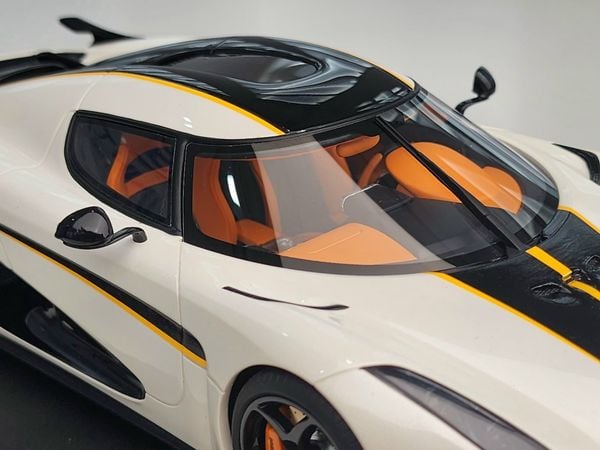 Xe Mô Hình Koenigsegg Regera 2018 1:18 GT Sprirt ( White )