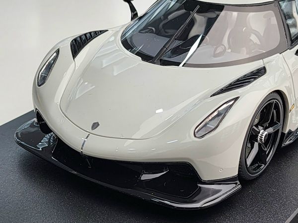 Xe Mô Hình Koenigsegg Jesko Absolut 2022 1:18 GT Sprirt ( Grey )