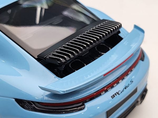 Xe mô hình Porsche 911 (992) Turbo S Coupe Sport Design - 2021 1:18 Minichanmps (Light Blue)