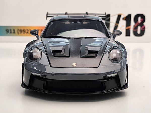 Xe Mô Hình Porsche 911 GT3 RS 2024 1:18 Minichamps ( Xám Mâm Đen )