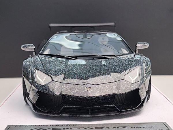 Xe Mô Hình LBWK Aventador Roadster 1:18 GL Model ( Light Black )