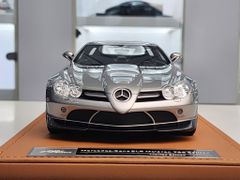 Xe mô hình Mercedes-Benz SLR 1:18 Ivy Model (Crystal Silver)