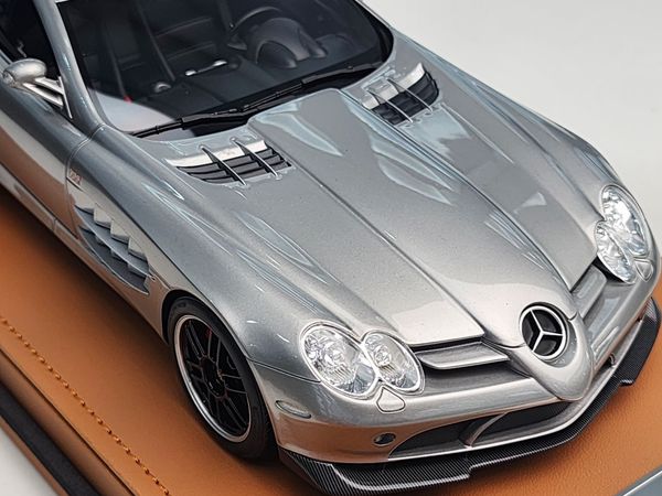 Xe mô hình Mercedes-Benz SLR 1:18 Ivy Model (Crystal Silver)