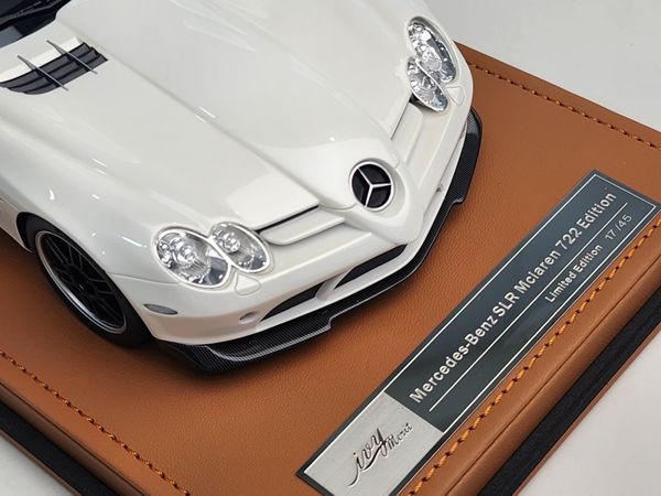 Xe mô hình Mercedes-Benz SLR 1:18 Ivy Model (Pearl White)