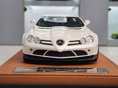 Xe mô hình Mercedes-Benz SLR 1:18 Ivy Model (Pearl White)