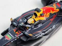 Xe Mô Hình Oracle Red Bull Racing RB18 #1 Max Verstappen 2022 Monaco Grand Prix 3rd Place 1:64 Minigt
