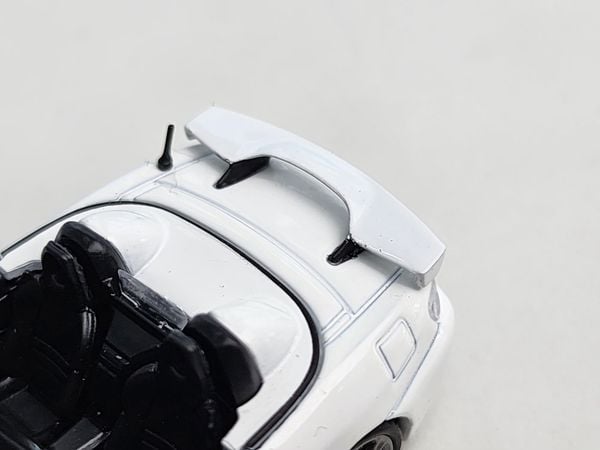 Xe Mô Hình Honda S2000 (AP2) CR Grand Prix White LHD 1:64 MiniGT ( Trắng )