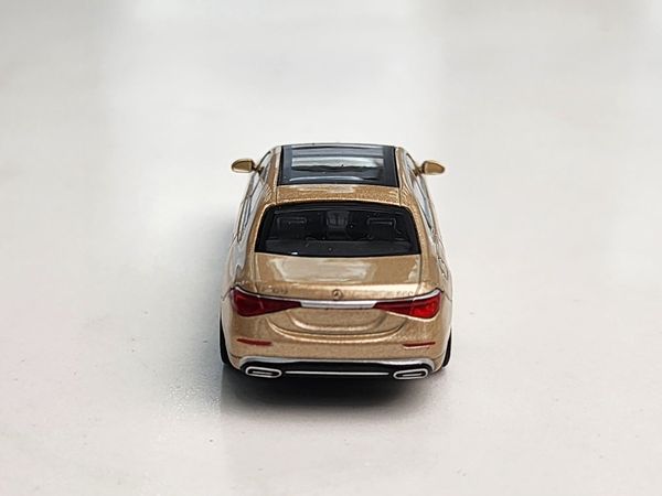 Xe Mô Hình Mercedes - Maybach S680 Champagne LHD 1:64 MiniGT ( Vàng Gold )