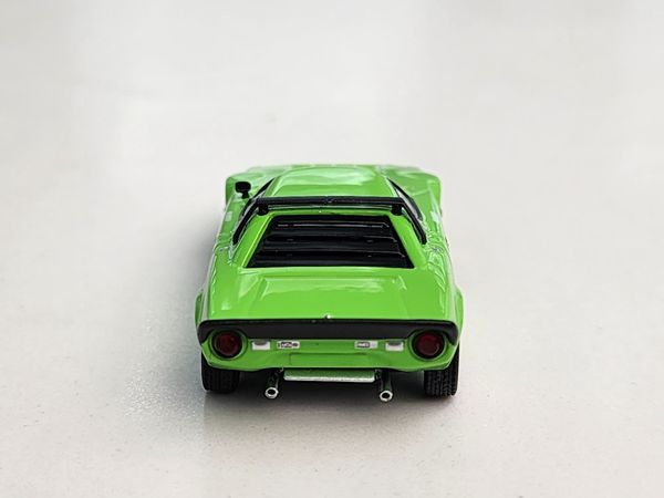 Xe Mô Hình Lancia Stratos HF Stradale Verde Chiaro LHD 1:64 MiniGT ( Xanh Dạ Quang )