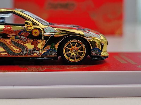 Xe Mô Hình Nissan GT-R R35 Year Of The Dragon Special Edition 2024 1:64 INNO ( Red )