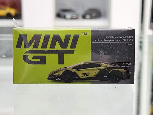 Xe Mô Hình LB-Silhouette Works Lamborghini Aventador GT EVO 1:64 MiniGT ( Lime #32 )