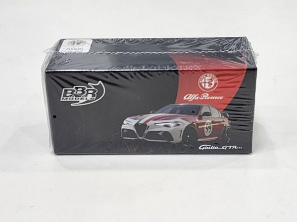 Xe Mô Hình Alfa Romeo Giulia GTAm Rosso GTA #99 Centro Stile Livery 1:64 MiniGT/ BBR ( Trắng/ Đỏ )