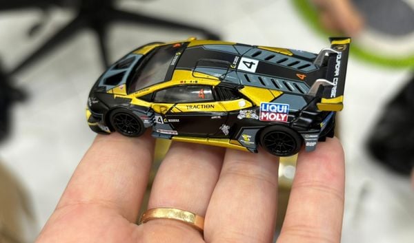 Xe Mô Hình Lamborghini Huracán GT3 EVO #4 2022 Macau GP Macau GT Cup 3rd Place 1:64 MiniGT ( Đen )