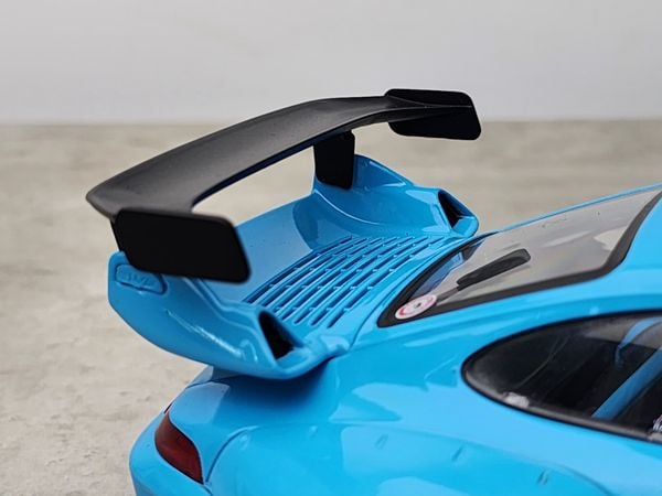 Xe Mo Hình RWB Bodykit Shingen 2018 1:18 Solido ( Blue )