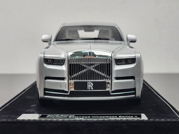 Xe Mô Hình Rolls-Royce Phantom Series Il 1:18 HH Model ( Moonlight Silver )