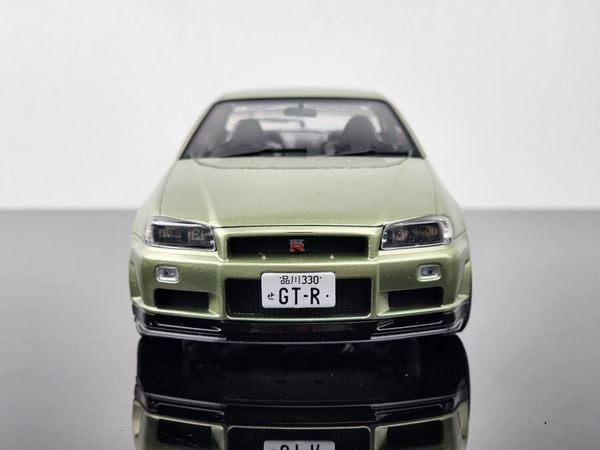 Xe Mô Hình Nissan GT-R (R34) 1999 1:18 Solido (Green)
