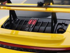 Xe Mô Hình Porsche 911 (992) GT3RS - 2024 1:18 Minichamps
