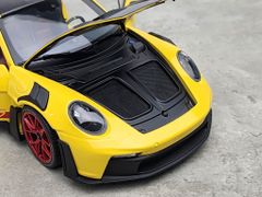 Xe Mô Hình Porsche 911 (992) GT3RS - 2024 1:18 Minichamps
