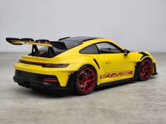 Xe Mô Hình Porsche 911 (992) GT3RS - 2024 1:18 Minichamps