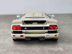 Xe Mô Hình Lamborghini Diablo SE30 Jota 1:18 Autoart ( Trắng )