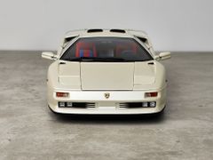 Xe Mô Hình Lamborghini Diablo SE30 Jota 1:18 Autoart ( Trắng )