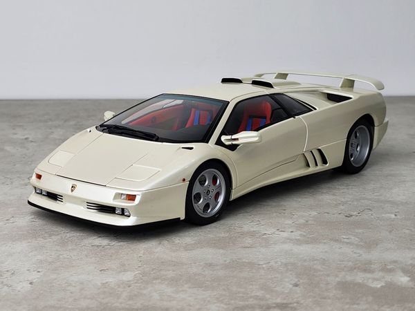 Xe Mô Hình Lamborghini Diablo SE30 Jota 1:18 Autoart ( Trắng )
