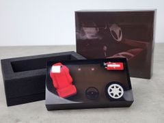 Xe mô hình Honda Civic Type R(EK9) 1:18 MotorHelix (Đỏ Carbon)