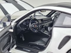 Xe mô hình Porsche 911 GT3 RS 2022 1:18 Norev (Trắng Mâm Xanh)