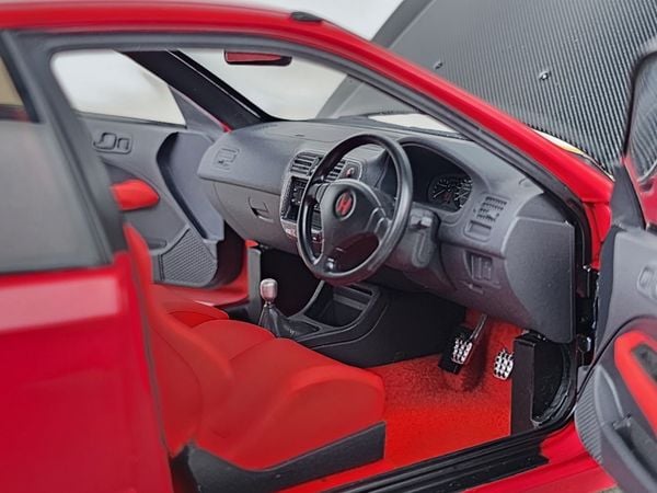 Xe mô hình Honda Civic Type R(EK9) 1:18 MotorHelix (Đỏ Carbon)