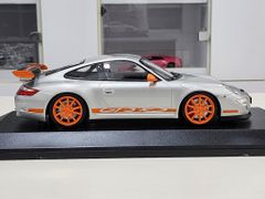 Xe Mô Hình Porsche 911 GT3 RS - 2007 1:18 Minichamps ( Sivler )