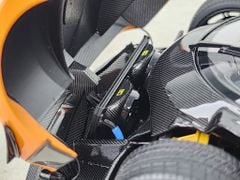 Xe Mô Hình Pagani Zonda Cinque Coupe 1/18 Almost Real (Cam)