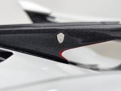 Koenigsegg Jesko Attack Battle Gray 1:18 Frontiart (Trắng viền đỏ)
