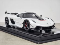 Koenigsegg Jesko Attack Battle Gray 1:18 Frontiart (Trắng viền đỏ)
