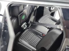 Xe Mô Hình Range Rover 1:18 LCD Models ( Đen )