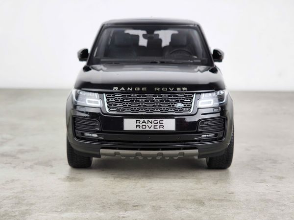 Xe Mô Hình Range Rover 1:18 LCD Models ( Đen )